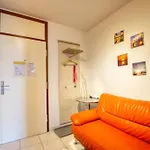 - Haus O, App 0o0408 *